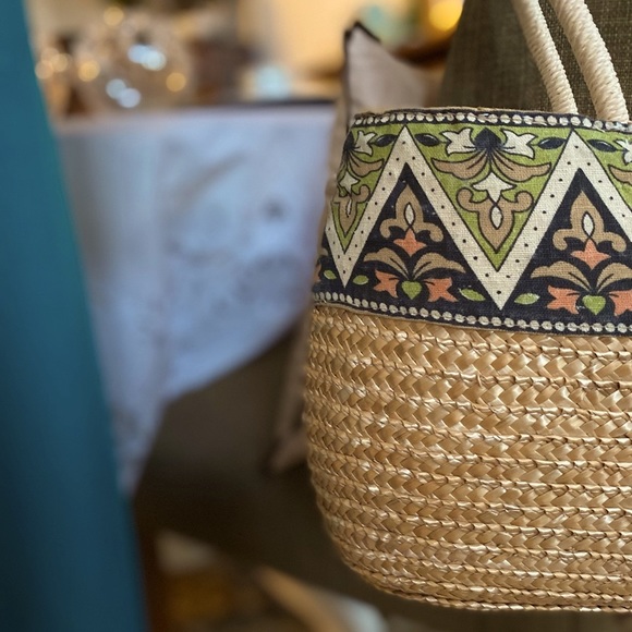 SUN N’ SAND Woven & Fabric Shoulder Bag - Picture 5 of 16